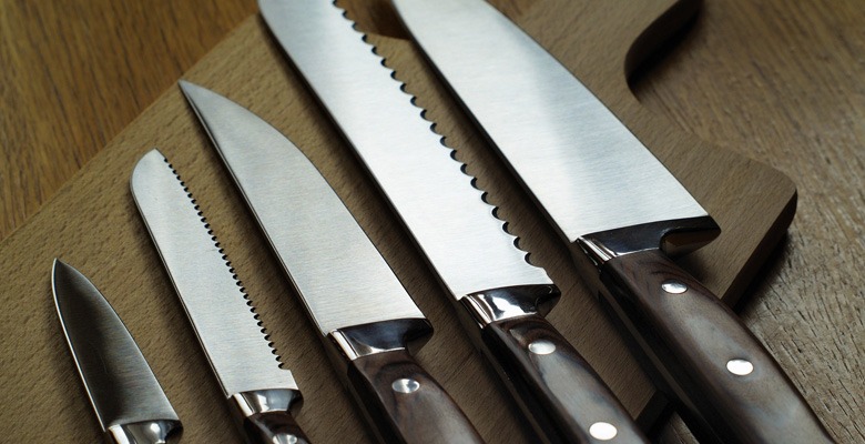 diversi-modelli-coltello-da-cucina